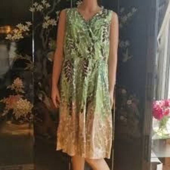 Talbots Size 6 Petite Faux Wrap Sleeveless A-Line Dress Green Ombre Leaf Print - Picture 3 of 12